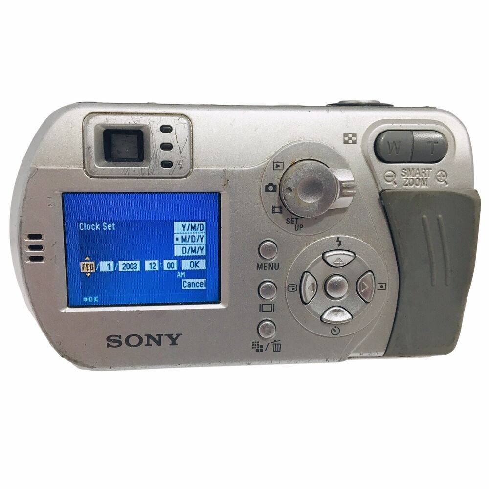 Sony Digital Camera Cybershot 3.2 Mega pixels Working No Charger